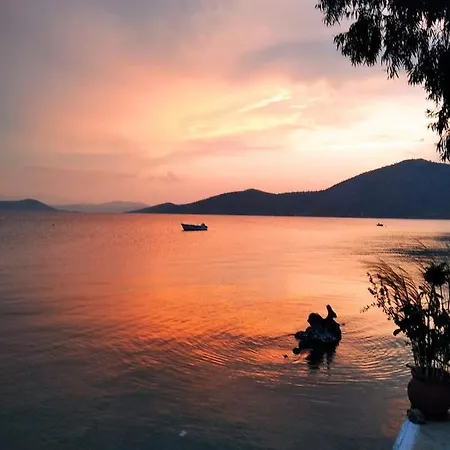 Vitamin Sea House Apartment Panagia (Karystos, Evia)