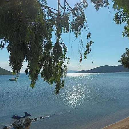 Vitamin Sea House Panagia (Karystos, Evia)